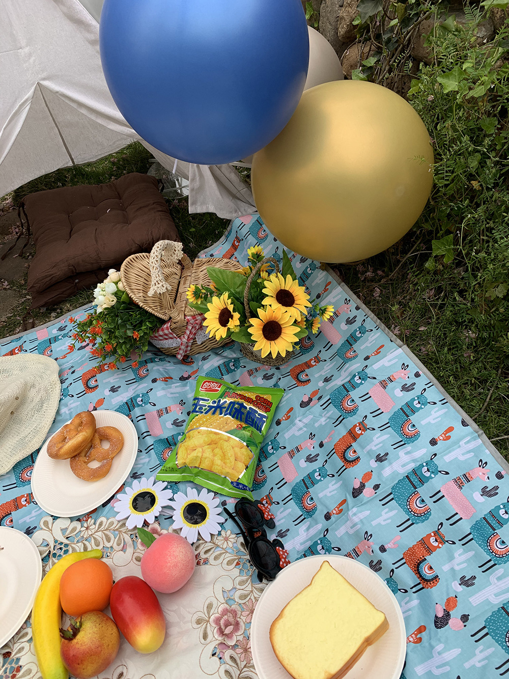 Factory Wholesale New Plaid Picnic Mat Ins Style Picnic Blanket Beach Mat Outdoor Mat Camping Waterproof and Moisture-Proof Liner