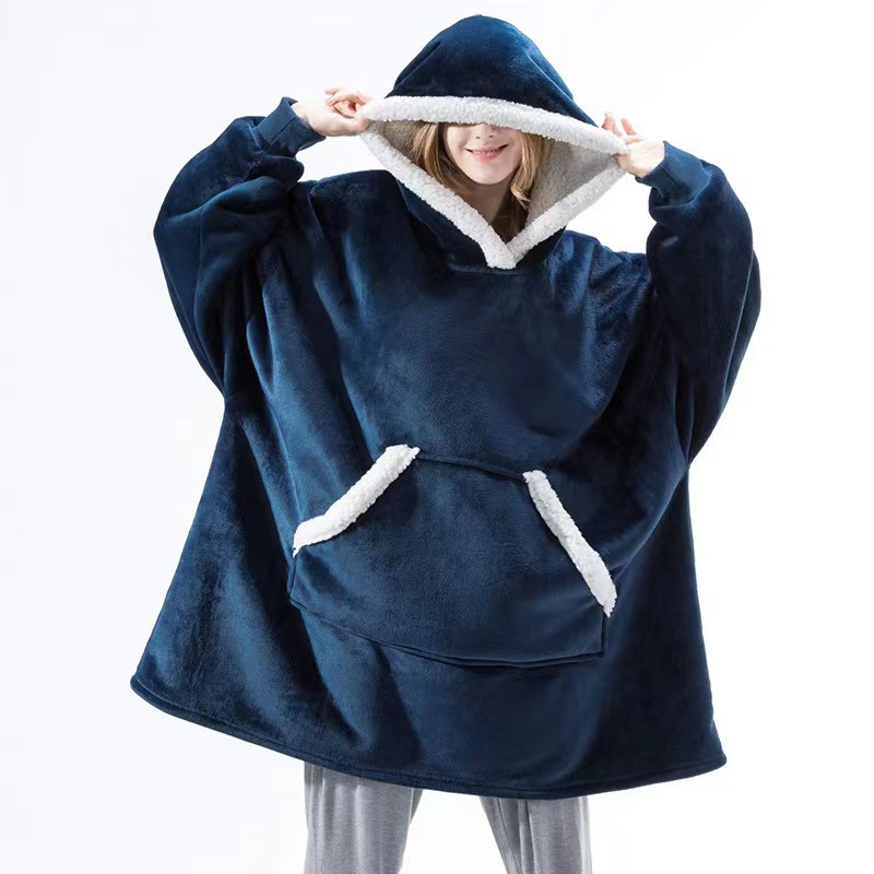 21 New Lazy Pajamas Pullover TV Blanket Outdoor Cold-Proof Clothes Hooded Fleece Thermal Clothes Home Couple Nightgown
