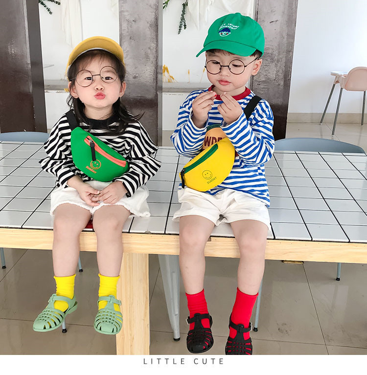 Customized 2021 Summer New Children's Bags Oxford Cloth Smiley Face Cute Slanted Chest Bag Fashion Baby Waist Bag for Boys and Girls Customized 2021 Summer New Children's Bags Oxford Cloth Smiley Face Cute Slanted Chest Bag Fashion Baby Waist Bag for Boys and Girls