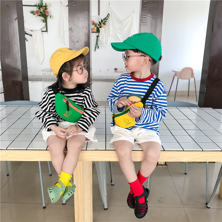 Customized 2021 Summer New Children's Bags Oxford Cloth Smiley Face Cute Slanted Chest Bag Fashion Baby Waist Bag for Boys and Girls Customized 2021 Summer New Children's Bags Oxford Cloth Smiley Face Cute Slanted Chest Bag Fashion Baby Waist Bag for Boys and Girls