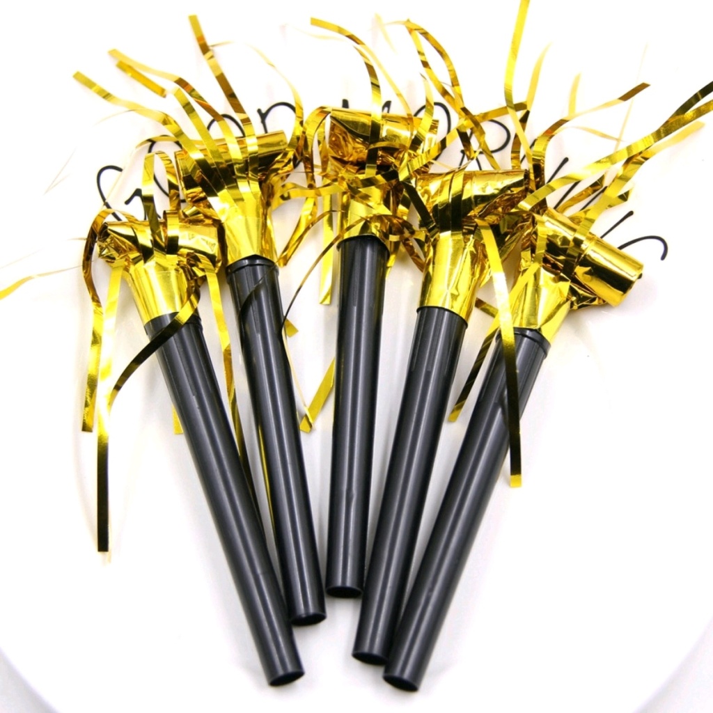 10 PCs 11cm Gold and Silver Tassel Blowouts Creative Fun Black Gold Whistle Children's Toys Festival Party Supplies Celebration 10 PCs 11cm Gold and Silver Tassel Blowouts Creative Fun Black Gold Whistle Children's Toys Festival Party Supplies Celebration