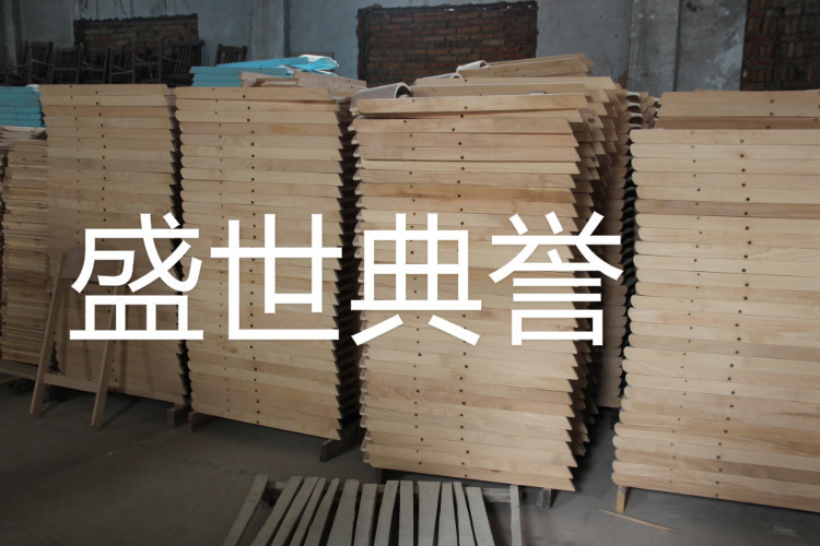 American outdoor wedding folding chair Foreign trade solid wood beach chair European hotel banquet chair Wimbledon chair American outdoor wedding folding chair Foreign trade solid wood beach chair European hotel banquet chair Wimbledon chair
