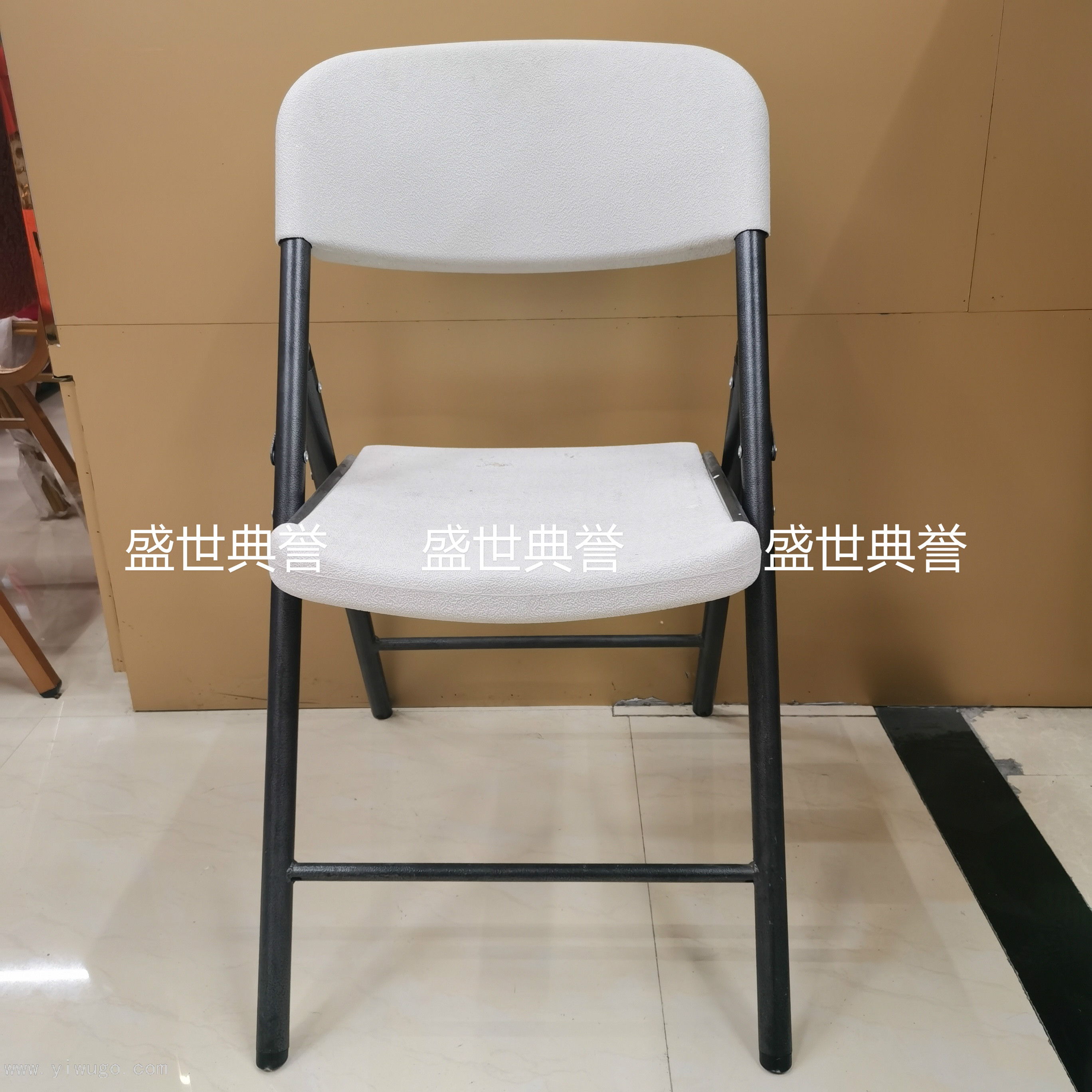 Export Plastic Chair Outdoor Wedding Hollow Blow Molding Chair Training Chair Shopping Mall Activity Folding Chair