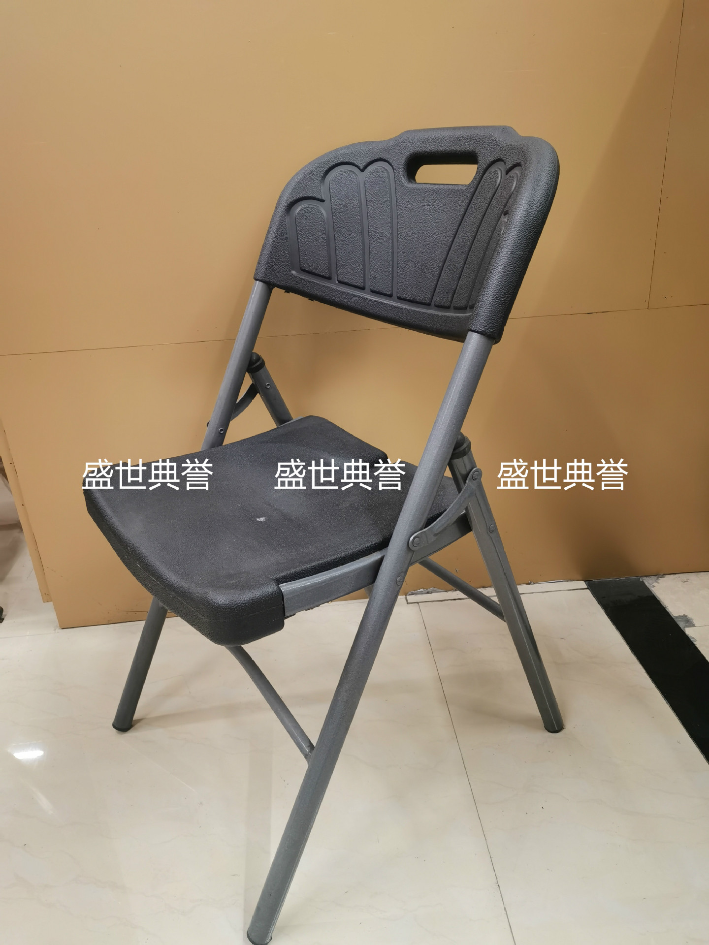 Export Plastic Chair Outdoor Wedding Hollow Blow Molding Chair Training Chair Shopping Mall Activity Folding Chair Export Plastic Chair Outdoor Wedding Hollow Blow Molding Chair Training Chair Shopping Mall Activity Folding Chair