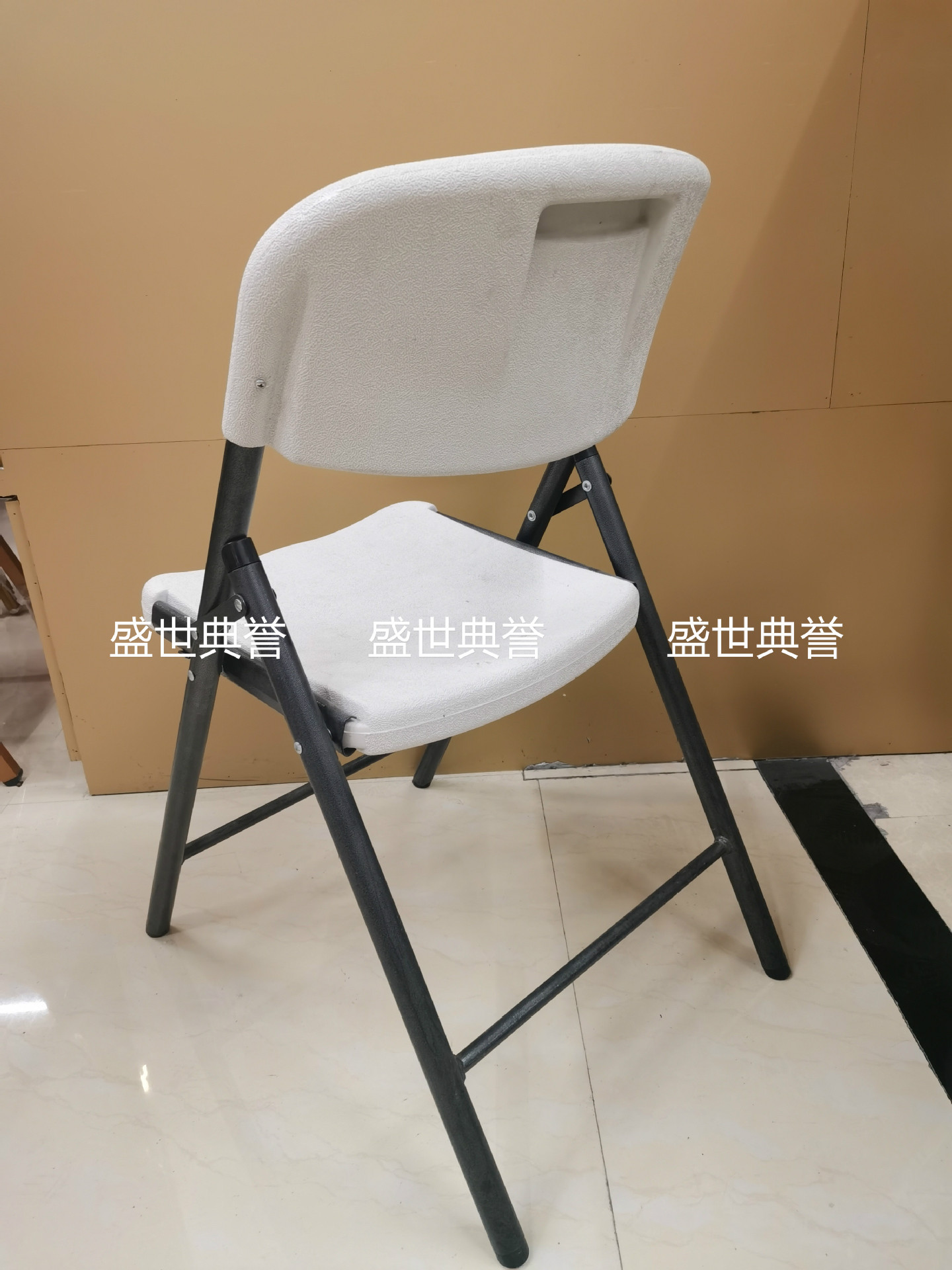 Export Plastic Chair Outdoor Wedding Hollow Blow Molding Chair Training Chair Shopping Mall Activity Folding Chair Export Plastic Chair Outdoor Wedding Hollow Blow Molding Chair Training Chair Shopping Mall Activity Folding Chair