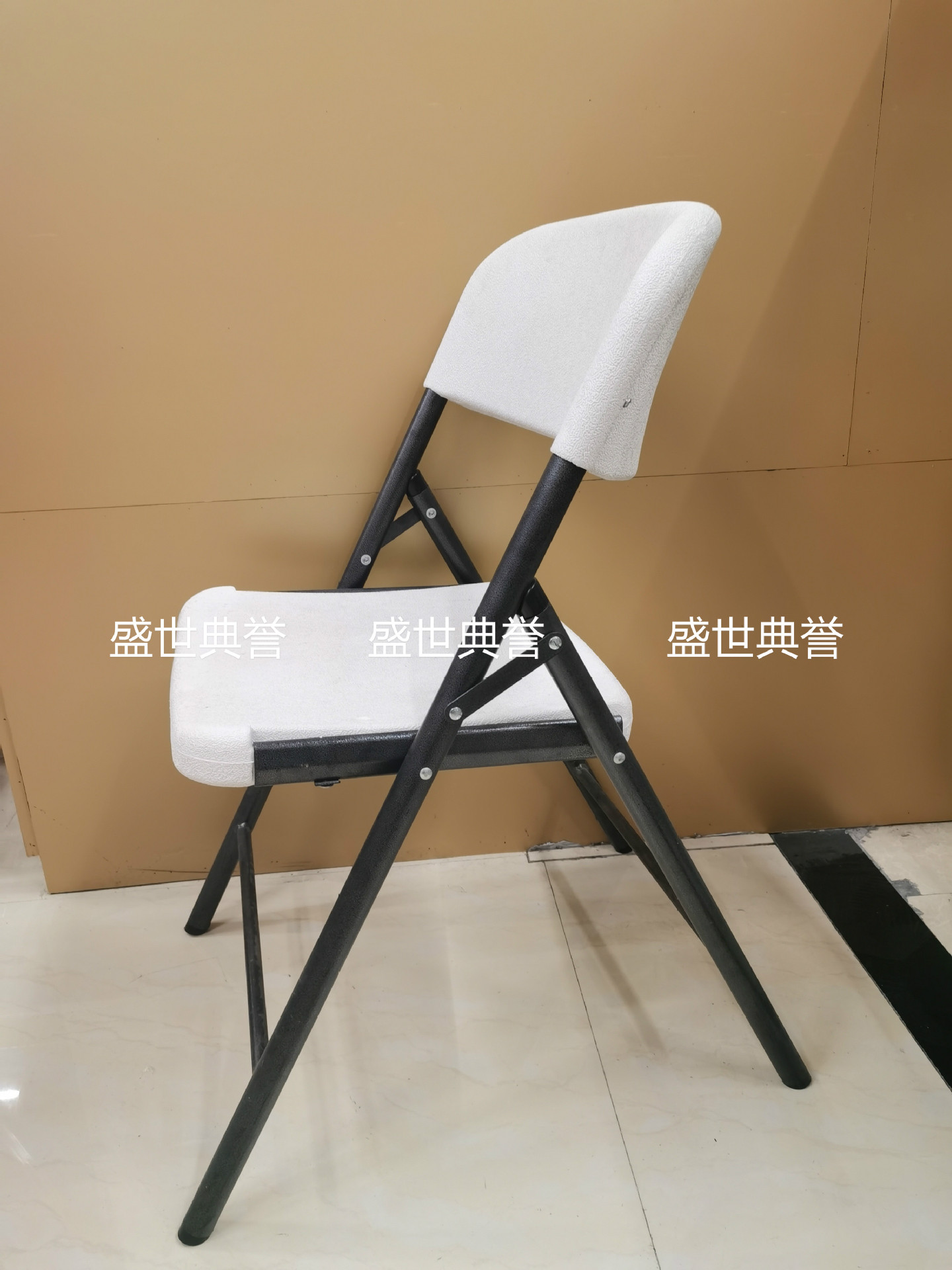 Export Plastic Chair Outdoor Wedding Hollow Blow Molding Chair Training Chair Shopping Mall Activity Folding Chair Export Plastic Chair Outdoor Wedding Hollow Blow Molding Chair Training Chair Shopping Mall Activity Folding Chair