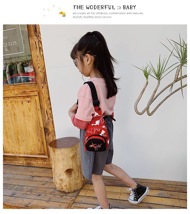 Children's Popular Messenger Bag Fashionable Stylish Waist Bag Boys and Girls Handsome Dinosaur Shoulder Bag Baby Cute Chest Bag