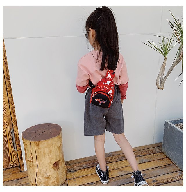 Children's Popular Messenger Bag Fashionable Stylish Waist Bag Boys and Girls Handsome Dinosaur Shoulder Bag Baby Cute Chest Bag