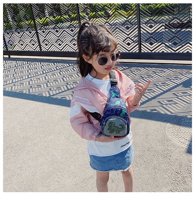 Children's Popular Messenger Bag Fashionable Stylish Waist Bag Boys and Girls Handsome Dinosaur Shoulder Bag Baby Cute Chest Bag
