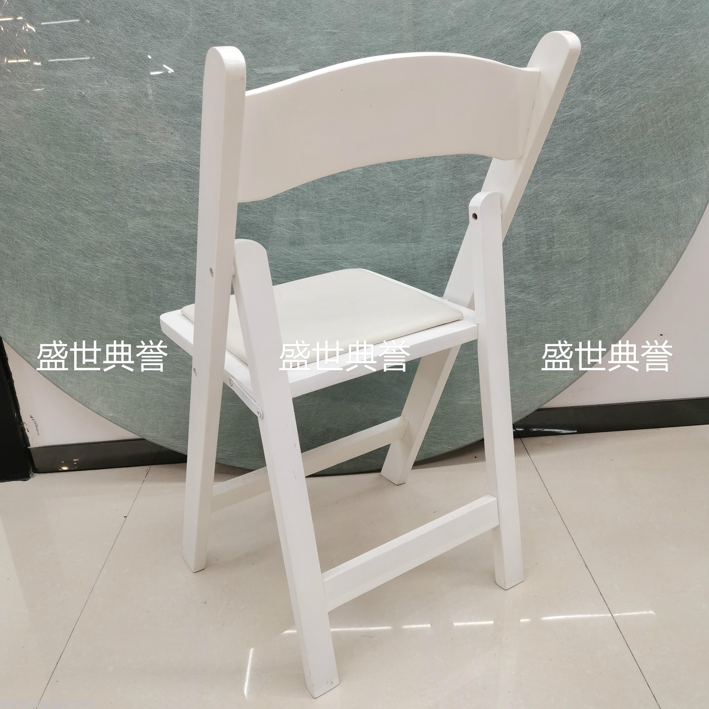White folding chair American outdoor wedding banquet chair