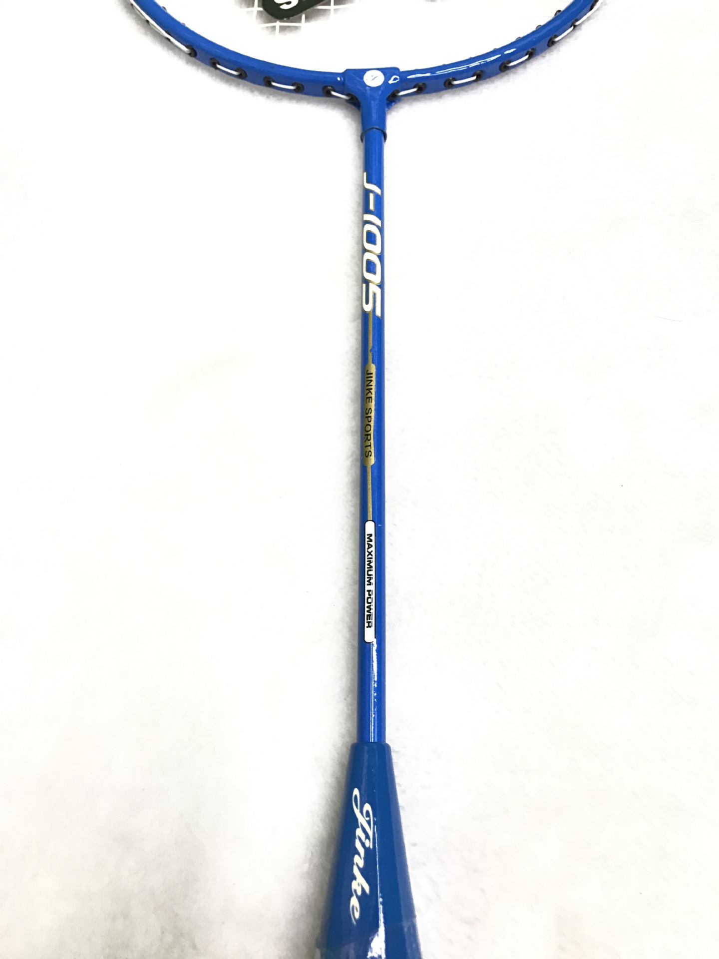 The factory direct selling JINKE-1005 badminton rackets 2 pieces to take super light alloy competition training special