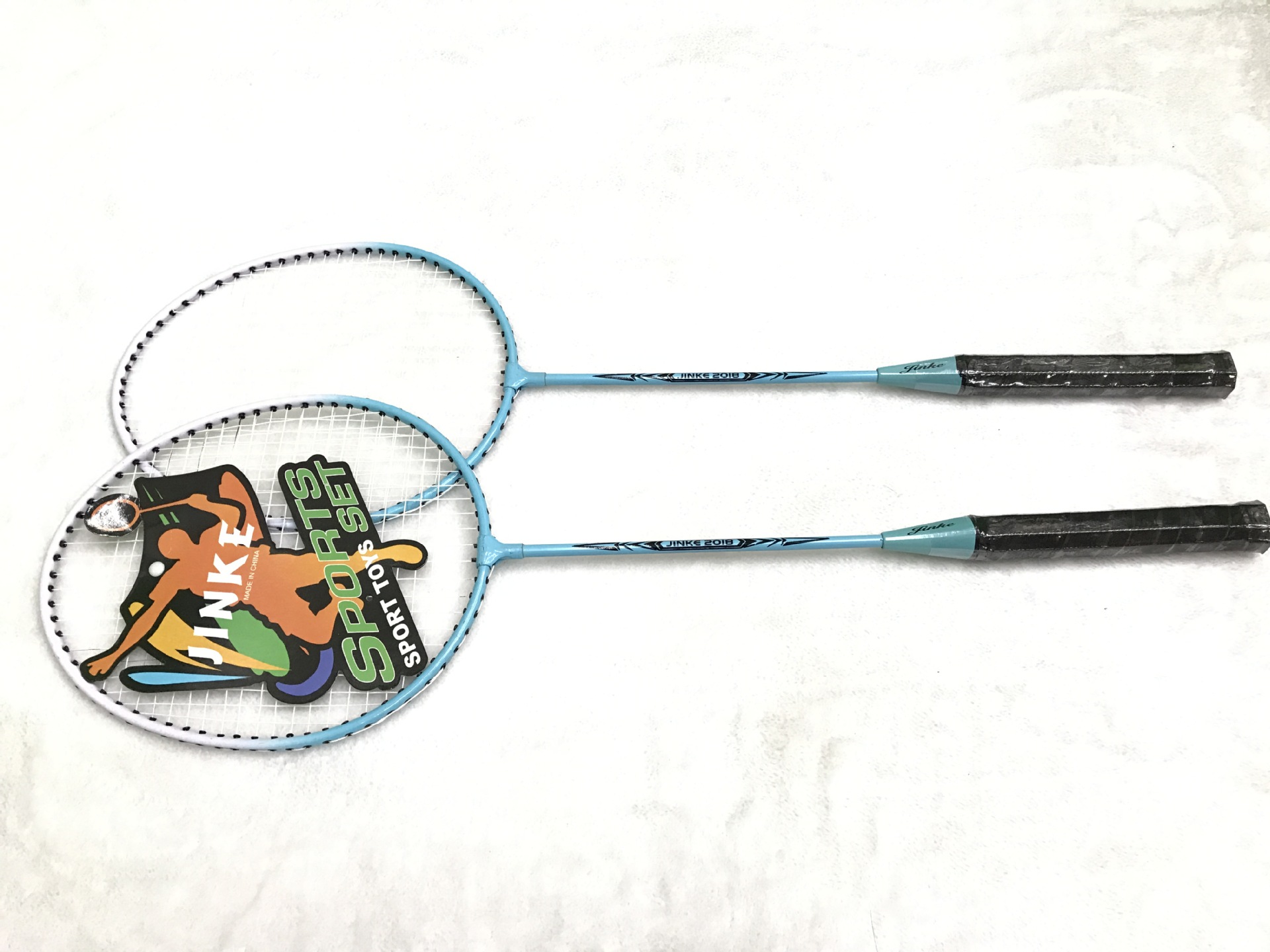 The manufacturer sells jinke-401 badminton rackets for the special purpose of super light alloy competition. The manufacturer sells jinke-401 badminton rackets for the special purpose of super light alloy competition.