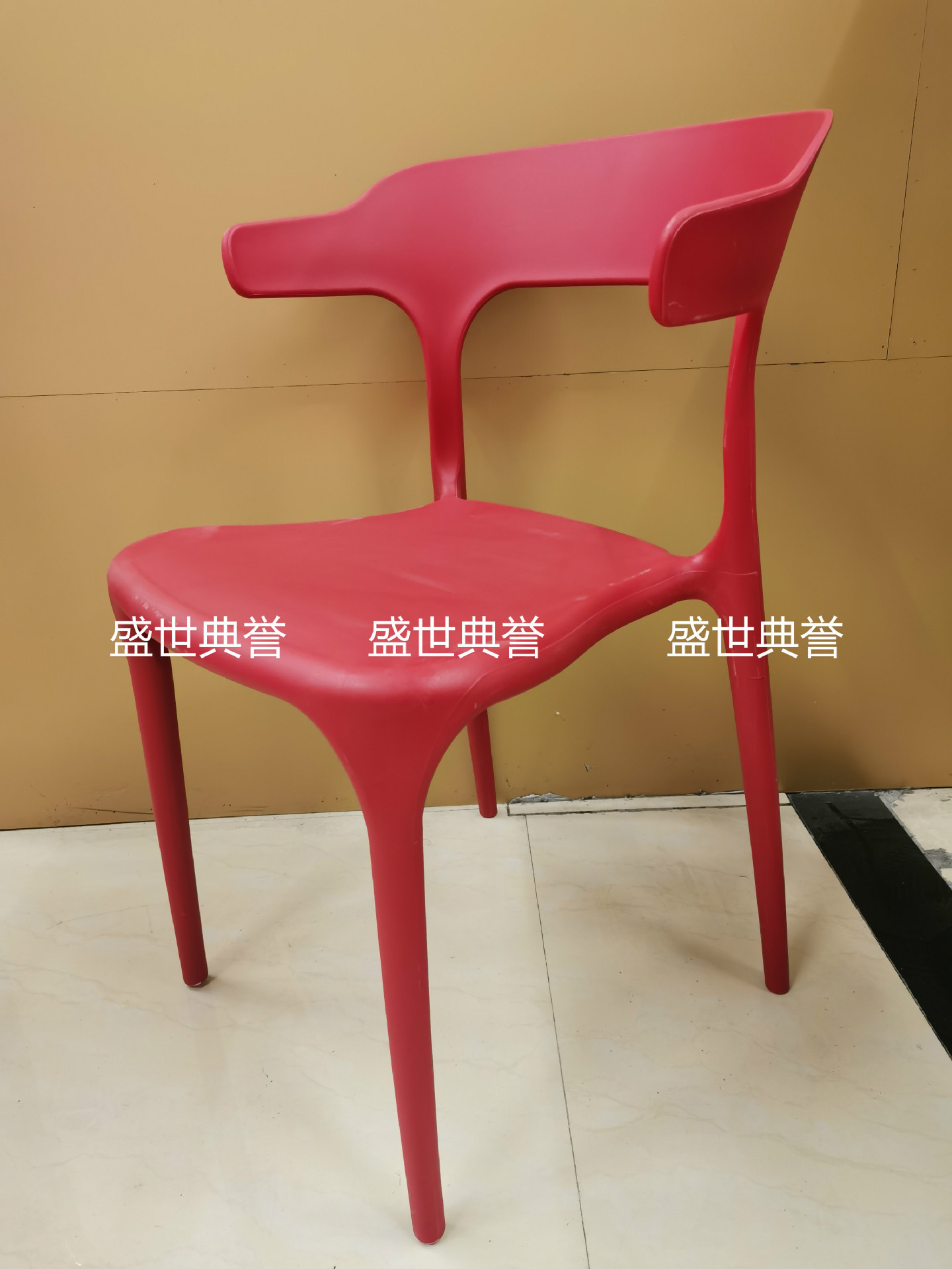 Foreign Trade Export Plastic Folding Chair Shopping Mall Fashion Restaurant Ox Horn Chair Outdoor Wedding Plastic Chair Foreign Trade Export Plastic Folding Chair Shopping Mall Fashion Restaurant Ox Horn Chair Outdoor Wedding Plastic Chair
