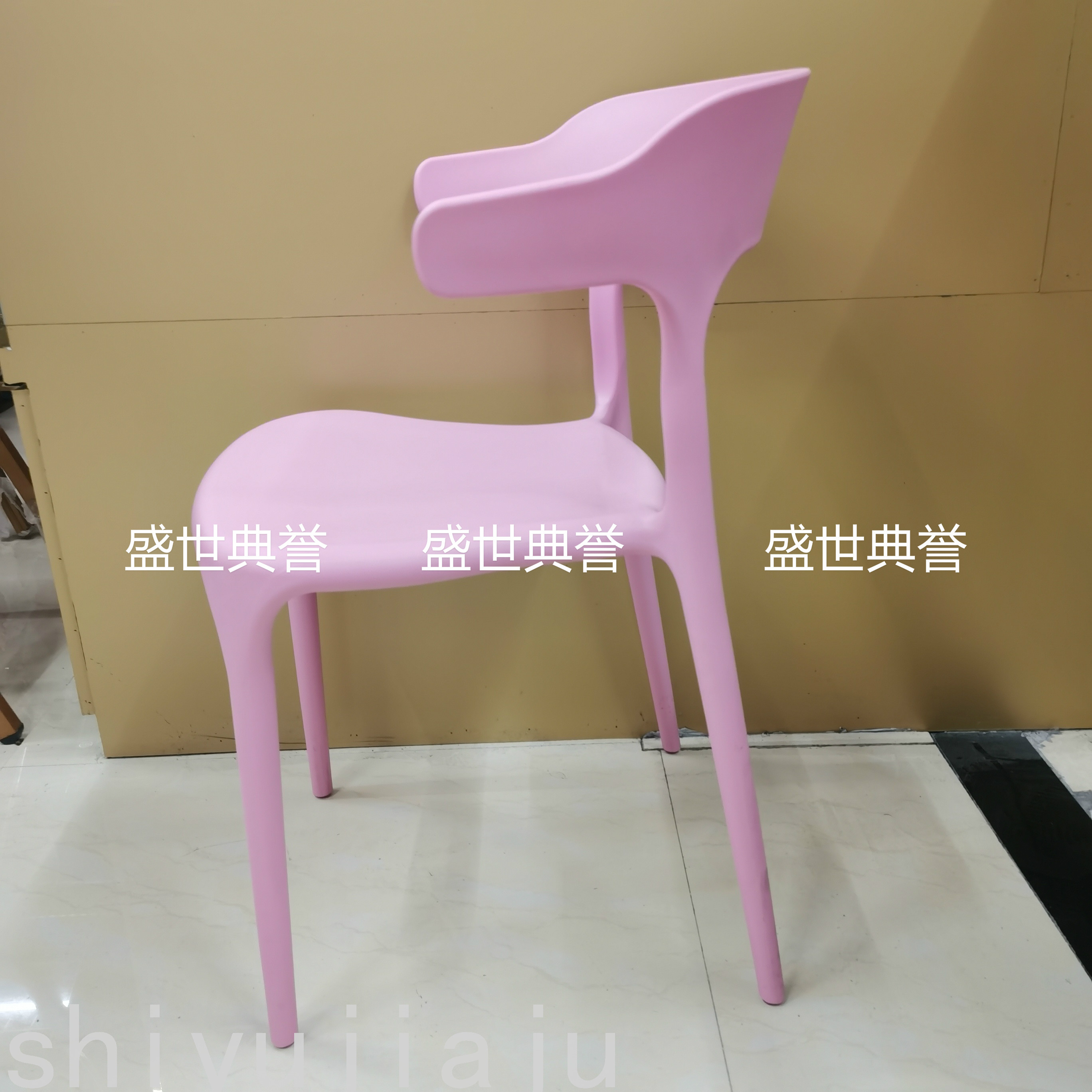 Foreign Trade Export Outdoor Chair of Wedding Ceremony Wedding Plastic Folding Chair Modern Restaurant Ox Horn Chair
