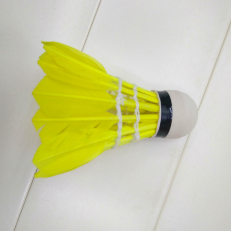 Manufacturers direct sales of color badminton 3 CARDS to install resistance to play creative badminton training Manufacturers direct sales of color badminton 3 CARDS to install resistance to play creative badminton training