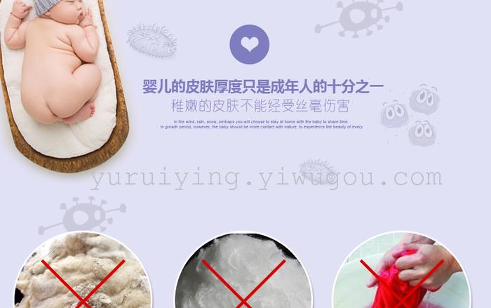 The infant was holding newborn children sleeping bag baby sleeping baby sleeping bag was split kick against the winter The infant was holding newborn children sleeping bag baby sleeping baby sleeping bag was split kick against the winter