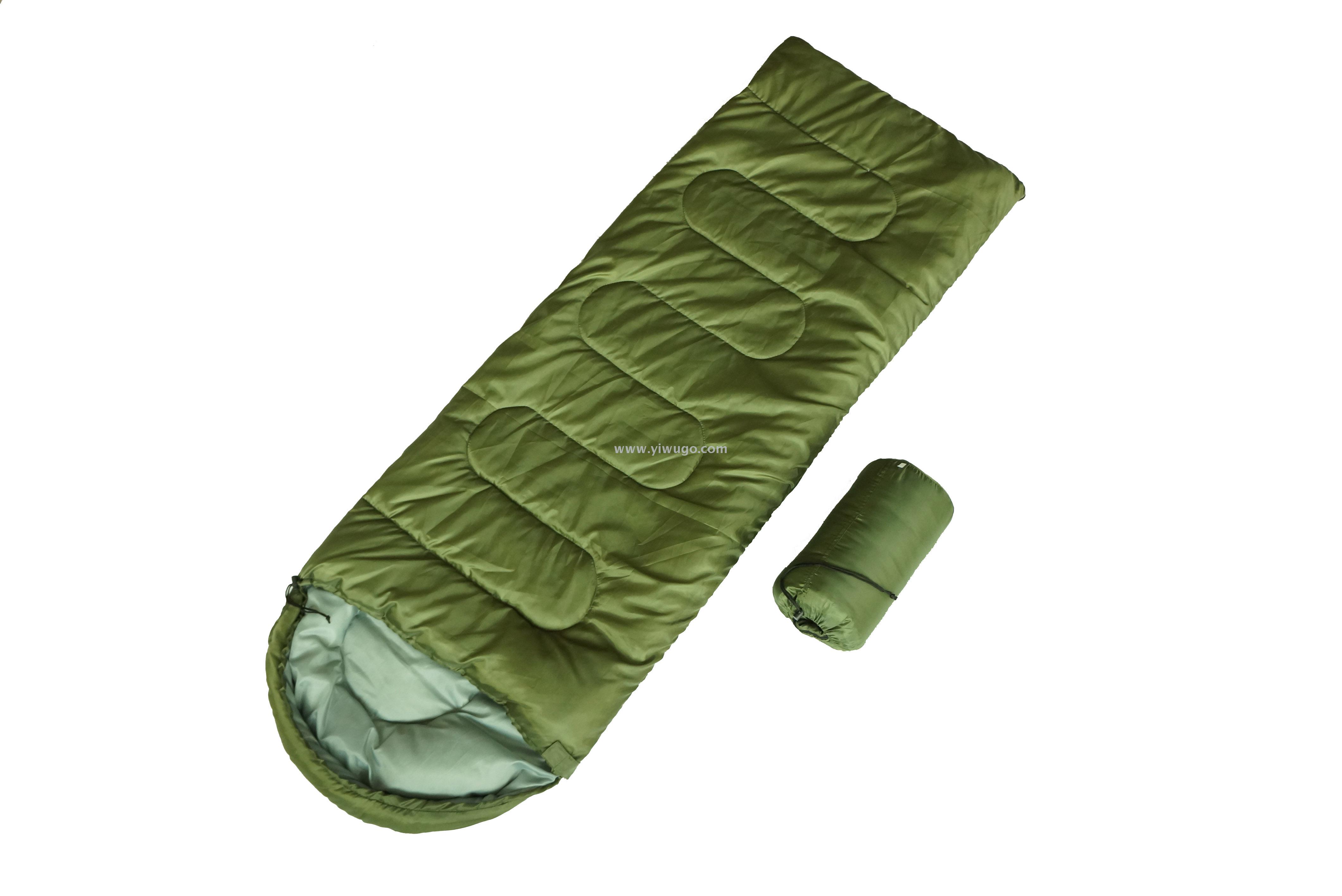The 0.65kg summer monochrome outdoor hooded envelope makes it easy to carry an outdoor sleeping bag