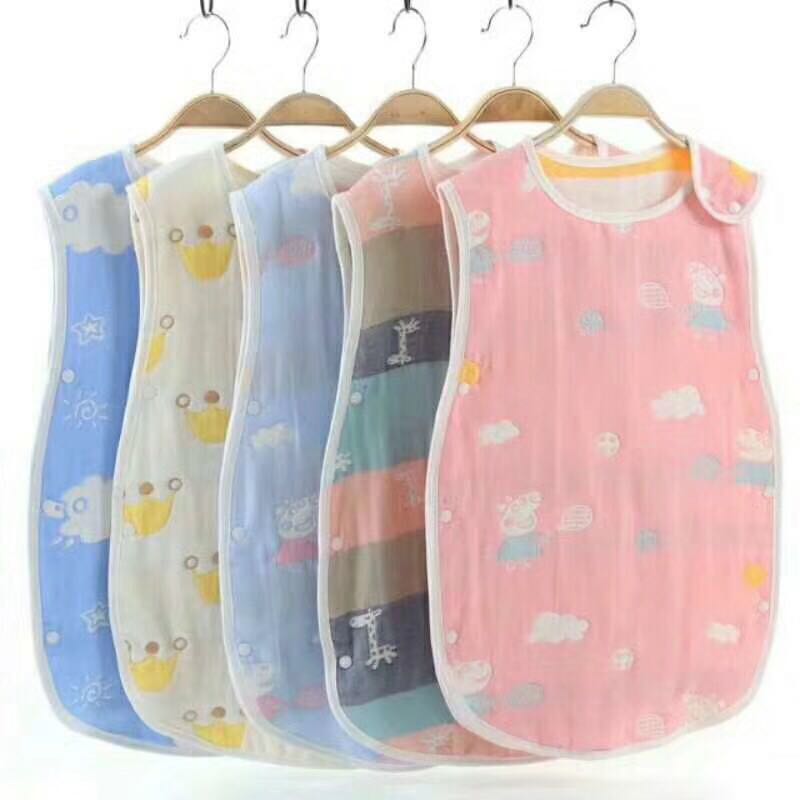 Six layers of gauze sleeping bag to climb on baby clothes and dance cat Six layers of gauze sleeping bag to climb on baby clothes and dance cat