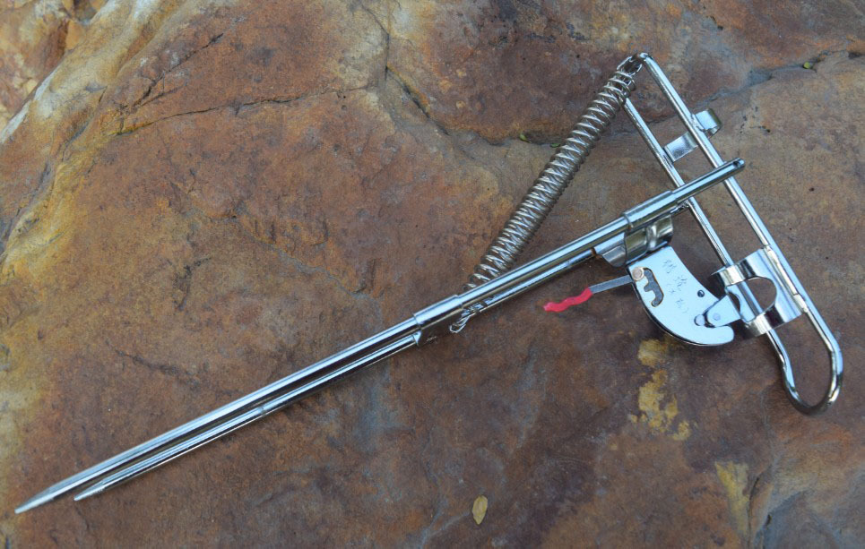 Patent Product Hunting Automatic Fishing Rod Sea Fishing Rod Bracket Telescopic Fishing Rod Casting Rods Floor Outlet Spring Bracket Fishing Pole Launching Device Fishing Gear