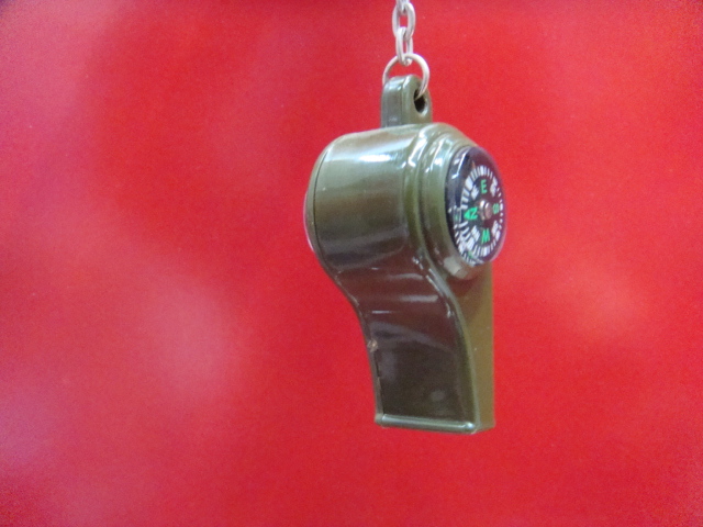 Outdoor multi-purpose survival whistle referee whistle compass/thermometer/coach triple whistle key chain Outdoor multi-purpose survival whistle referee whistle compass/thermometer/coach triple whistle key chain