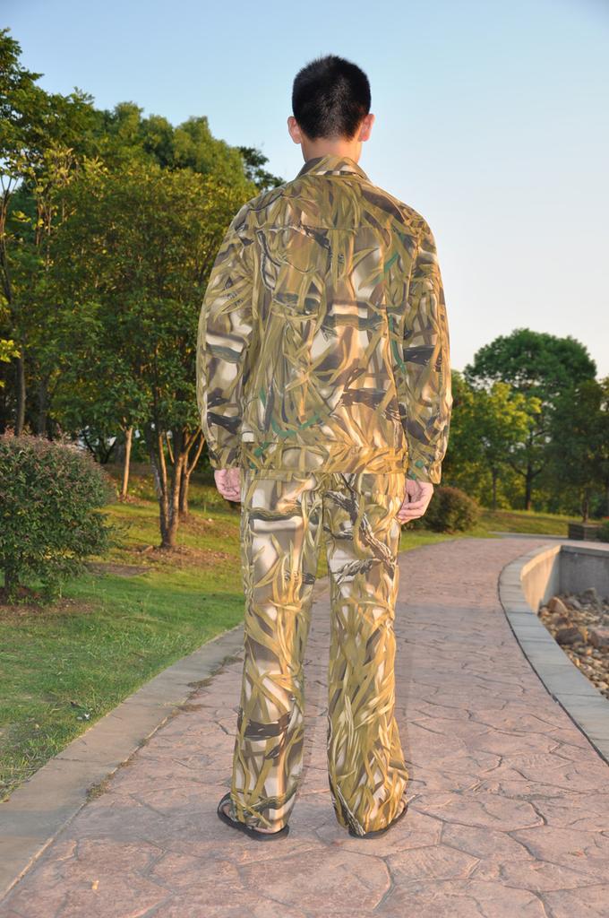 Bionic camouflage suit factory direct hidden forest mountaineering hunting protection
