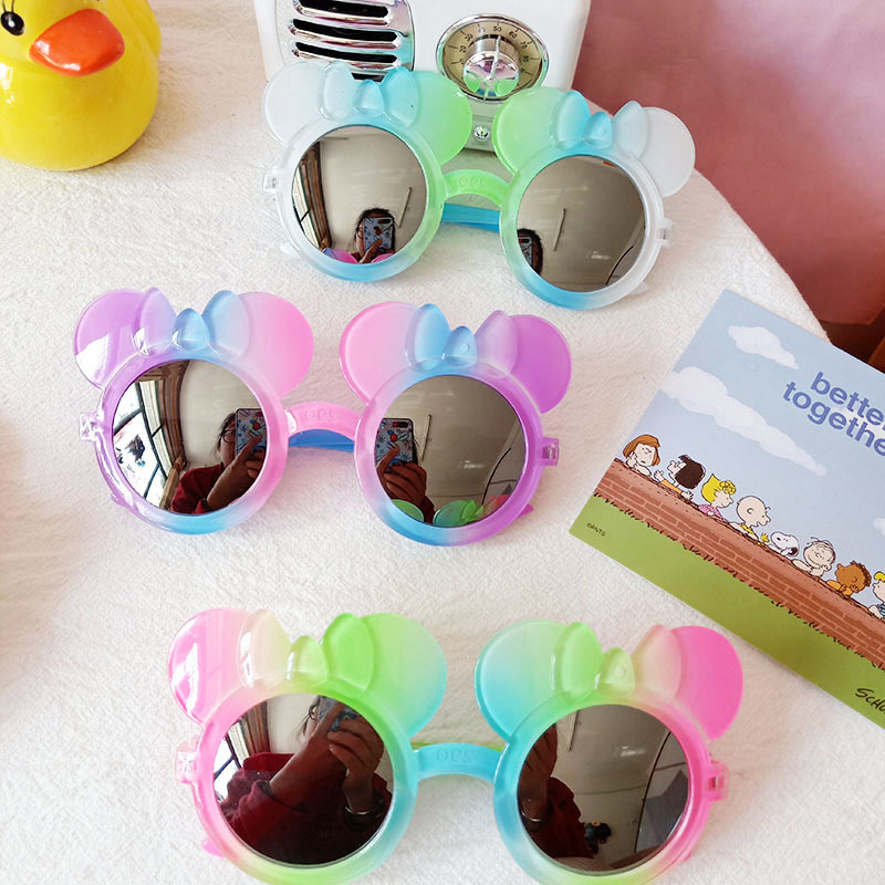 Children's Cartoon Sunglasses Shading Sun-Proof UV-Proof Sunglasses Girls Colorful Heart Mickey Ni Toy Glasses Children's Cartoon Sunglasses Shading Sun-Proof UV-Proof Sunglasses Girls Colorful Heart Mickey Ni Toy Glasses