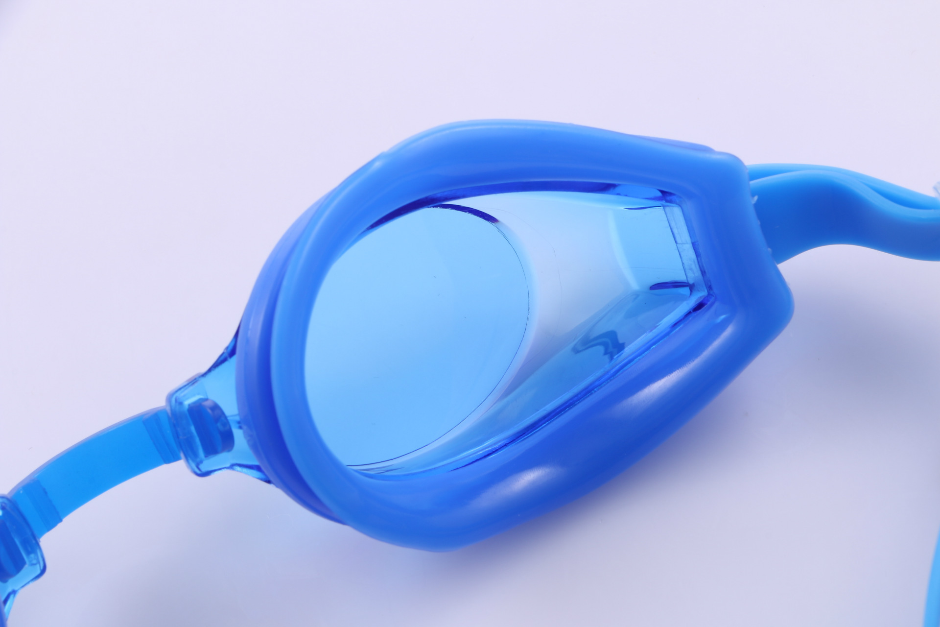 Manufacturers of new swimming goggles adult men and women large frame swimming glasses and hd swimming supplies wholesale Manufacturers of new swimming goggles adult men and women large frame swimming glasses and hd swimming supplies wholesale