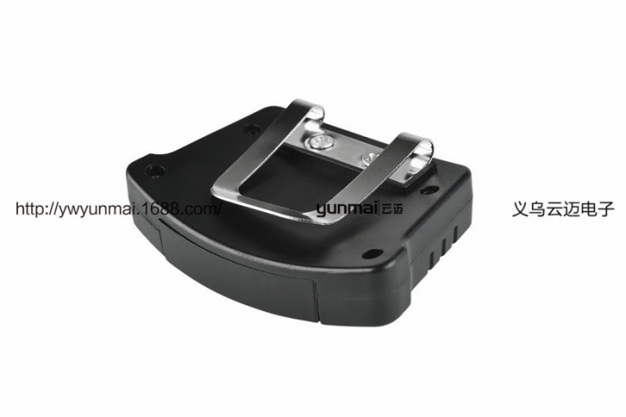 Wholesale 3*LED brim lamp clip cap type outdoor flashlight cap clip lamp lamp cap lamp hunting fishing