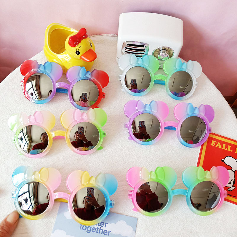 Children's Cartoon Sunglasses Shading Sun-Proof UV-Proof Sunglasses Girls Colorful Heart Mickey Ni Toy Glasses Children's Cartoon Sunglasses Shading Sun-Proof UV-Proof Sunglasses Girls Colorful Heart Mickey Ni Toy Glasses