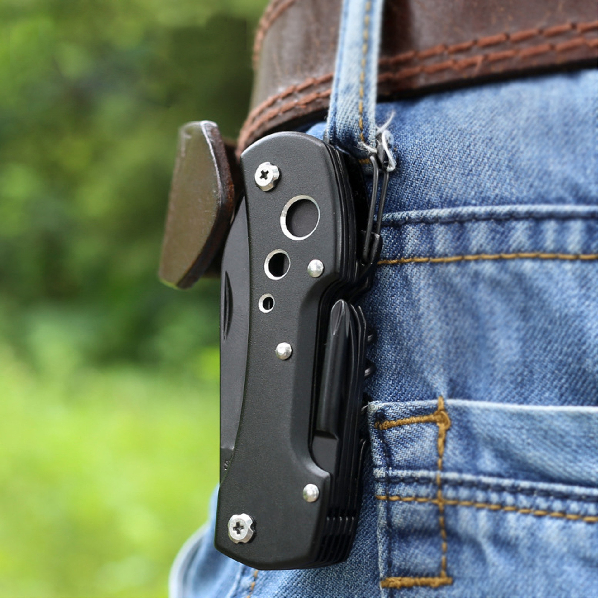 Multifunctional Swiss Army Knife Outdoor Survival Tool Emergency EDC Tool Folding Fruit Knife Outdoor Self-Defense Tool