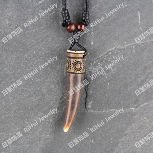 Special discount resin fangs necklace classic charm India and Pakistan pendant hunting female royal pattern ivory X0098