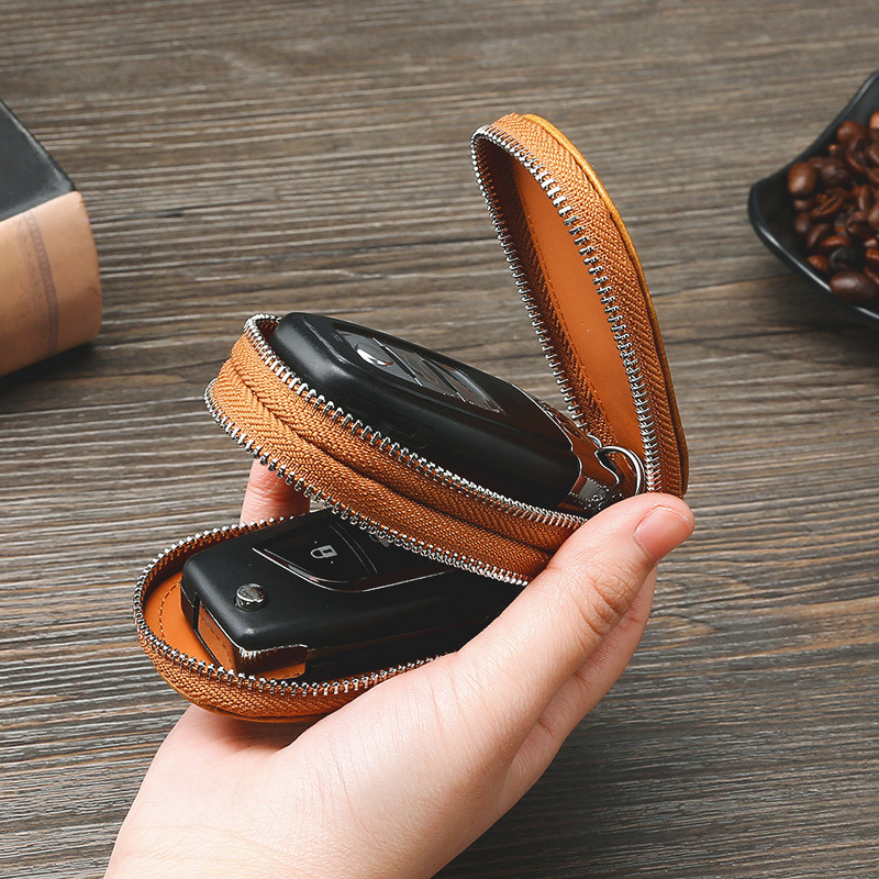 Retro Oil Wax Skin Car Key Case Foreign Trade Genuine Leather Double Zipper Multifunctional Car Key Case European and American Key Bag Retro Oil Wax Skin Car Key Case Foreign Trade Genuine Leather Double Zipper Multifunctional Car Key Case European and American Key Bag