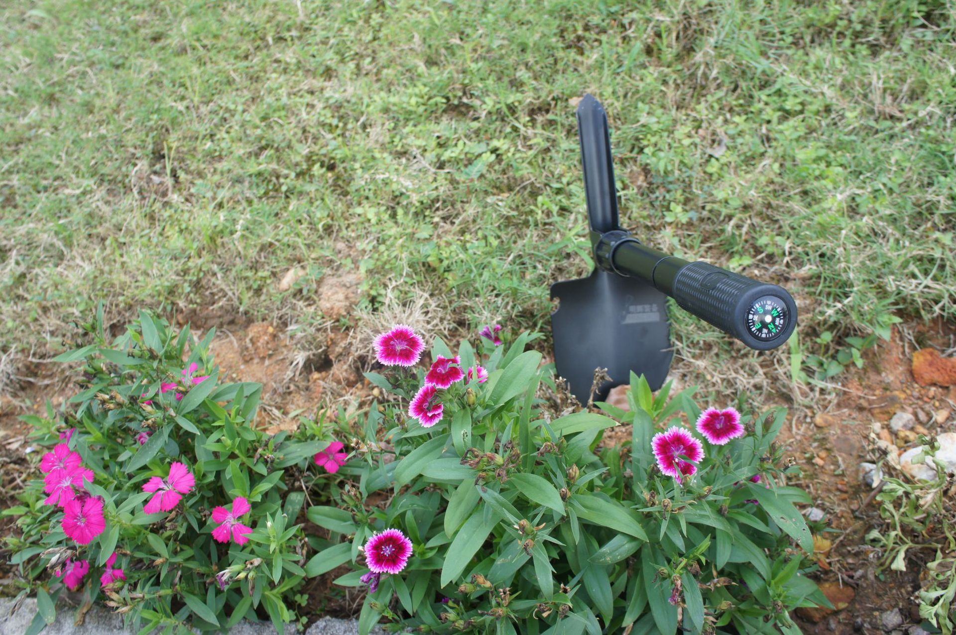 Minghui Equipment Factory Direct Sales Outdoor Manganese Steel Engineering Shovel Folding Shovel Shovel Multi-Functional Camping Shovel Shovel Minghui Equipment Factory Direct Sales Outdoor Manganese Steel Engineering Shovel Folding Shovel Shovel Multi-Functional Camping Shovel Shovel