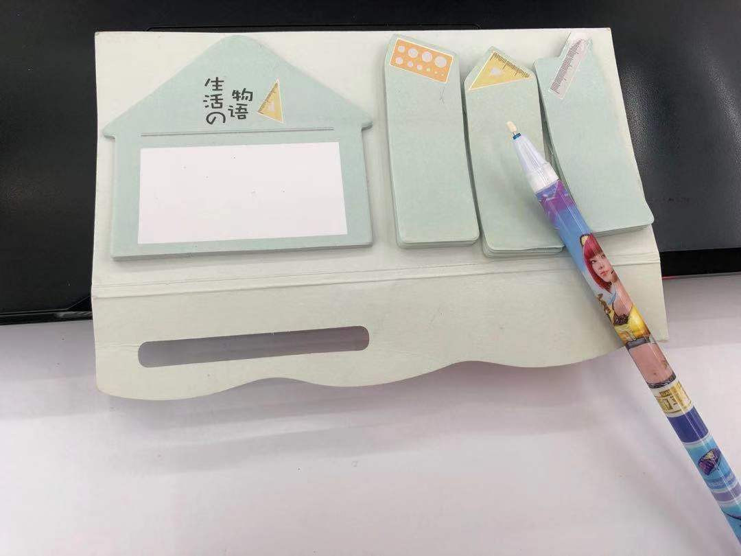 PUBG Toy Jesus Survival PUBG Mobile AKM Equipment Mini Pendant Simulation Weapon Student Gel Pen