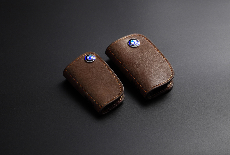 Suitable for BMW Car Key Case Genuine Leather Mercedes Key Case Oil Wax Cattlehide Protective Case Gift Factory Direct Supply Suitable for BMW Car Key Case Genuine Leather Mercedes Key Case Oil Wax Cattlehide Protective Case Gift Factory Direct Supply