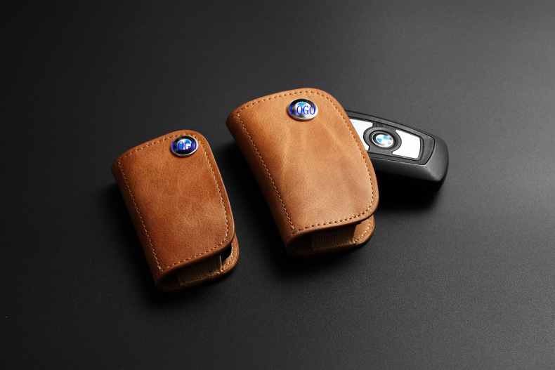Suitable for BMW Car Key Case Genuine Leather Mercedes Key Case Oil Wax Cattlehide Protective Case Gift Factory Direct Supply Suitable for BMW Car Key Case Genuine Leather Mercedes Key Case Oil Wax Cattlehide Protective Case Gift Factory Direct Supply