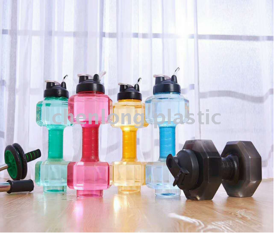 Manufacturers direct plastic dumbbell cup outdoor sports cup portable kettle fitness cup
