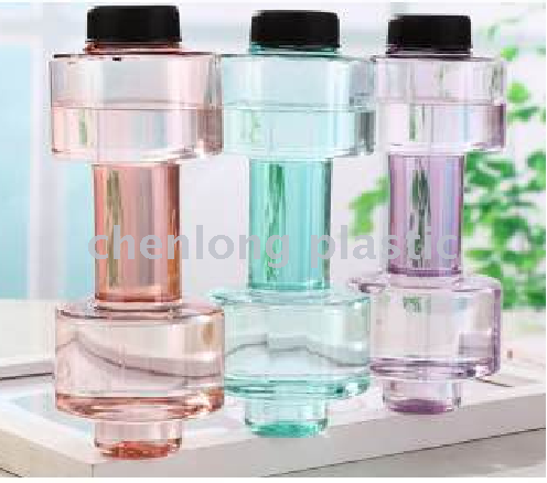 Manufacturers direct plastic dumbbell cup outdoor sports cup portable kettle fitness cup