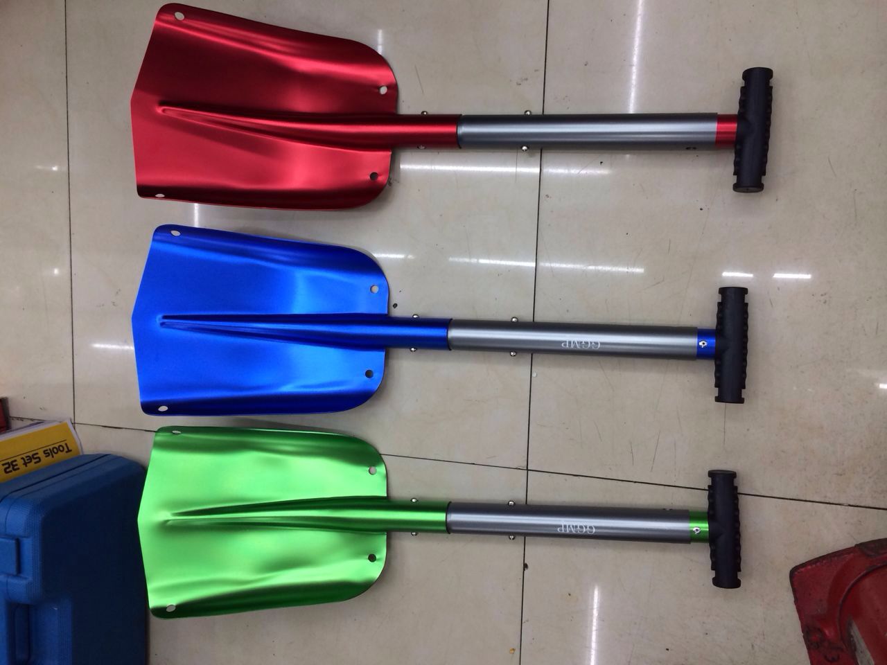 Aluminum Alloy Shovel Car off-Road Small Shovel Outdoor Folding Winter Snow Shovel Travel Tools Car Supplies Wholesale