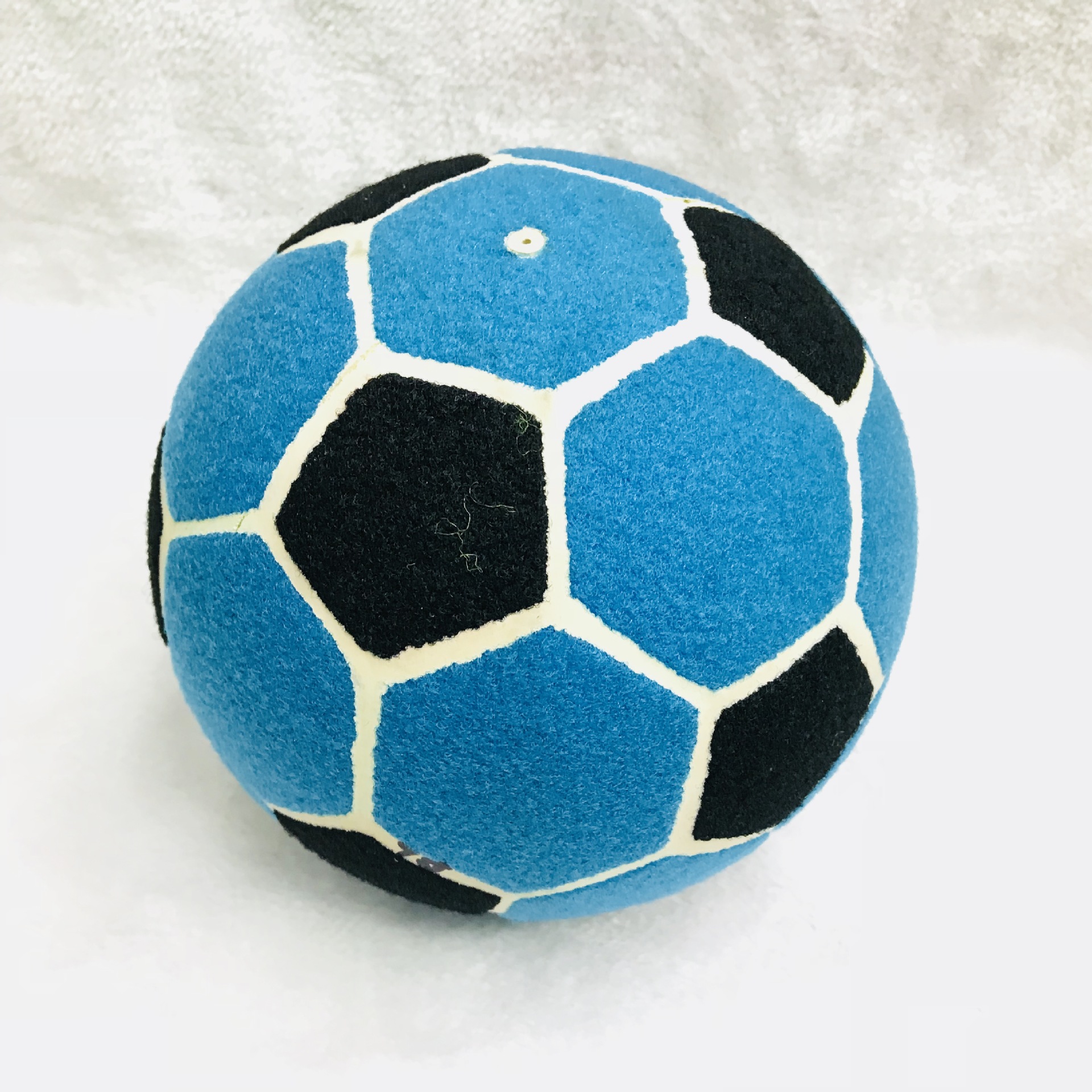 Factory direct sales of 8.5-inch tennis ball clay target football tennis pet signature advertising LOGO customization. Factory direct sales of 8.5-inch tennis ball clay target football tennis pet signature advertising LOGO customization.