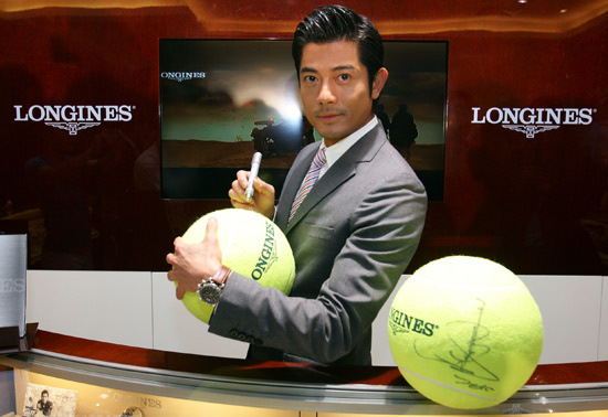 Manufacturer direct-selling inflatable signature large tennis ball 9 inches 22.9cm pet advertising collection LOGO Manufacturer direct-selling inflatable signature large tennis ball 9 inches 22.9cm pet advertising collection LOGO