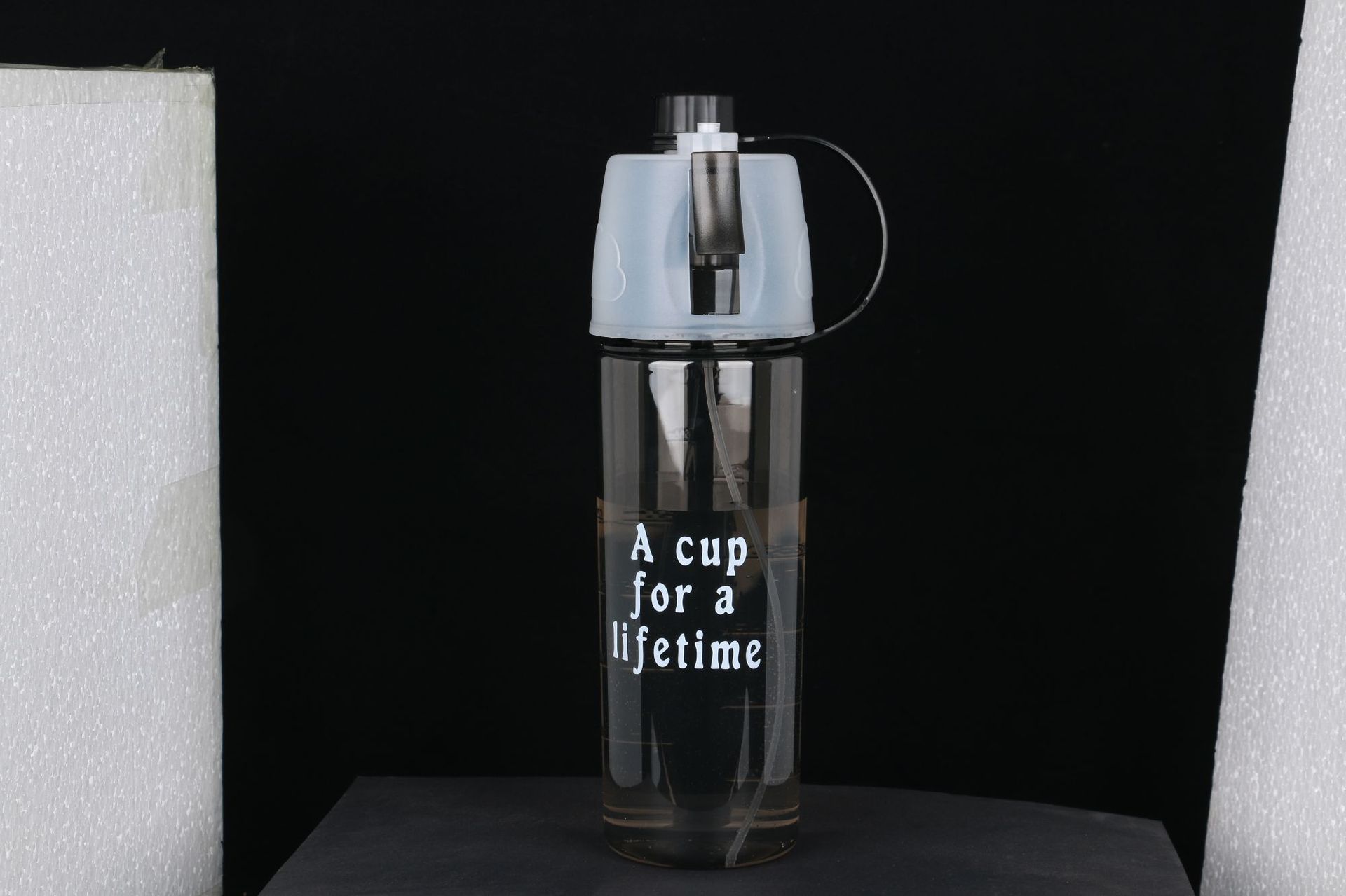 New Spray Cup Children's Straw Household Cup outside Portable Sports Cup Gift Plastic Cup Factory Wholesale
