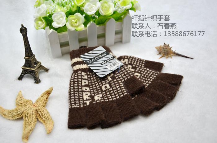 "Fingers gloves" factory direct men half-finger glove four-district, Yiwu international trade city purchase