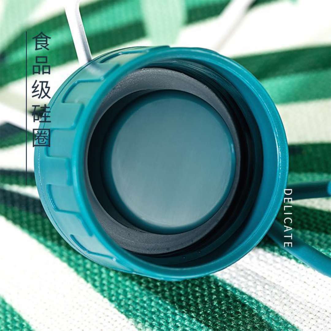 Korean version of personality with the students portable plastic water cup cute fresh sports cup seal cup logo