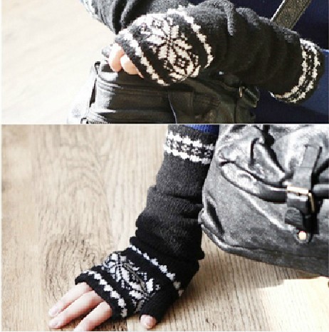 Snowflake long dual-use half-finger glove cuff feet fall/winter gloves