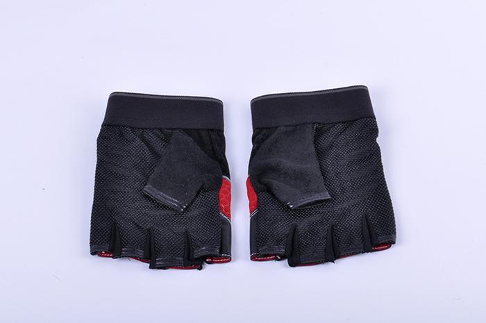 Hundreds of Tiger sports gloves. outdoor anti-slip fitness half-finger mitts. hiking cycling reflective gloves