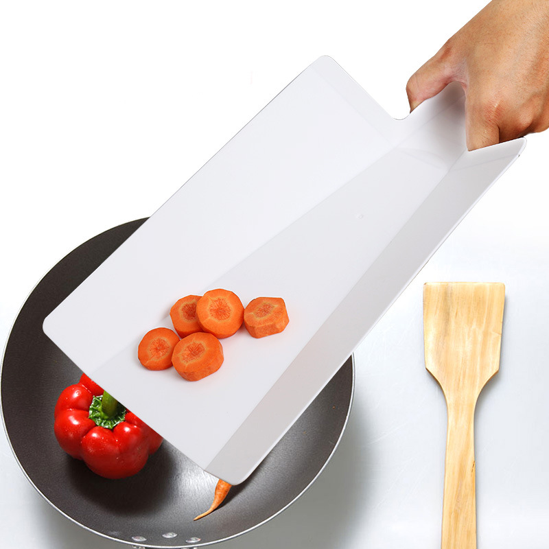 Creative Foldable Plastic Cutting Board Practical Shovel-Shaped Cutting Board Kitchen Utensils Folding Cutting Board