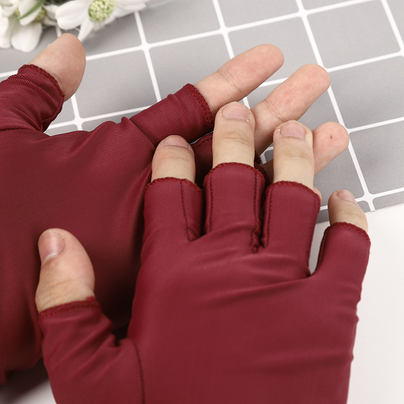 Spandex half-finger gloves women's thin spring/summer dance performance Manicure seven high snap paste hands sweat Spandex half-finger gloves women's thin spring/summer dance performance Manicure seven high snap paste hands sweat