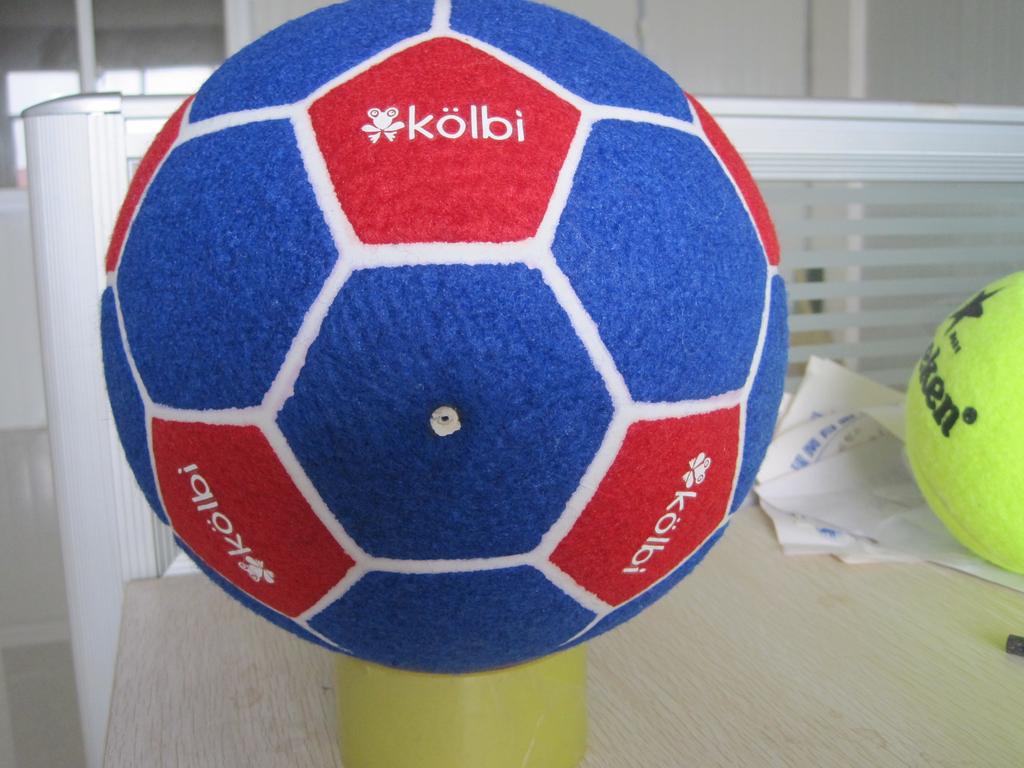 6 inch wool soccer tennis