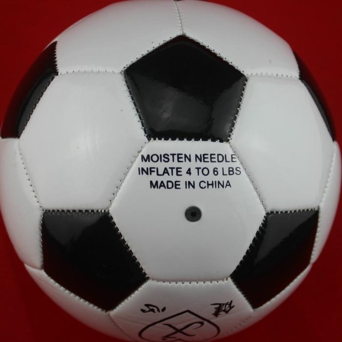 No.3 jianxin football classic black and white block machine sewing football No.3 jianxin football classic black and white block machine sewing football